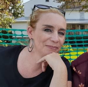 Meet your Posher, April